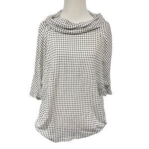 Laila Jayde Medium Open Knit Crochet Top White Black Dolman 3/4 Sleeve Cowl Fall